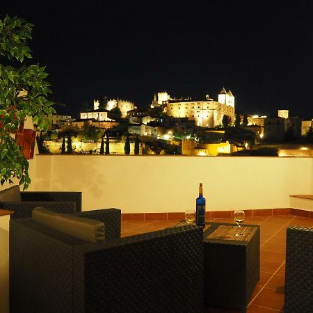 Apartamento Turístico. AZAHAR. Cáceres. Exterior foto